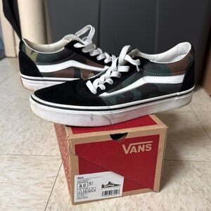 Vans Camo Old Skool Sneakers